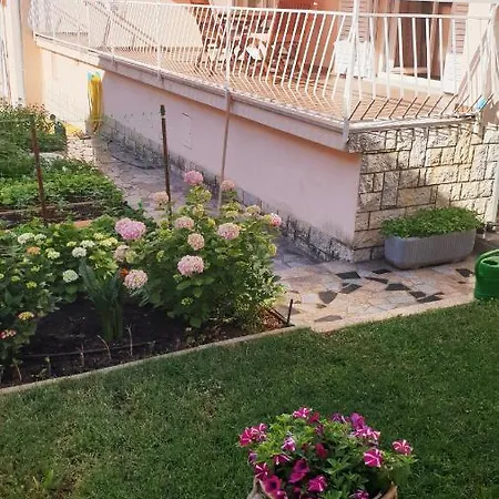 House Maric Apartment Porec Exterior photo