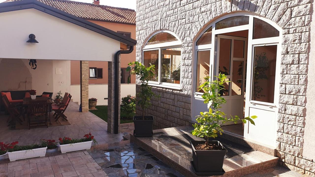 House Maric Appartement *
